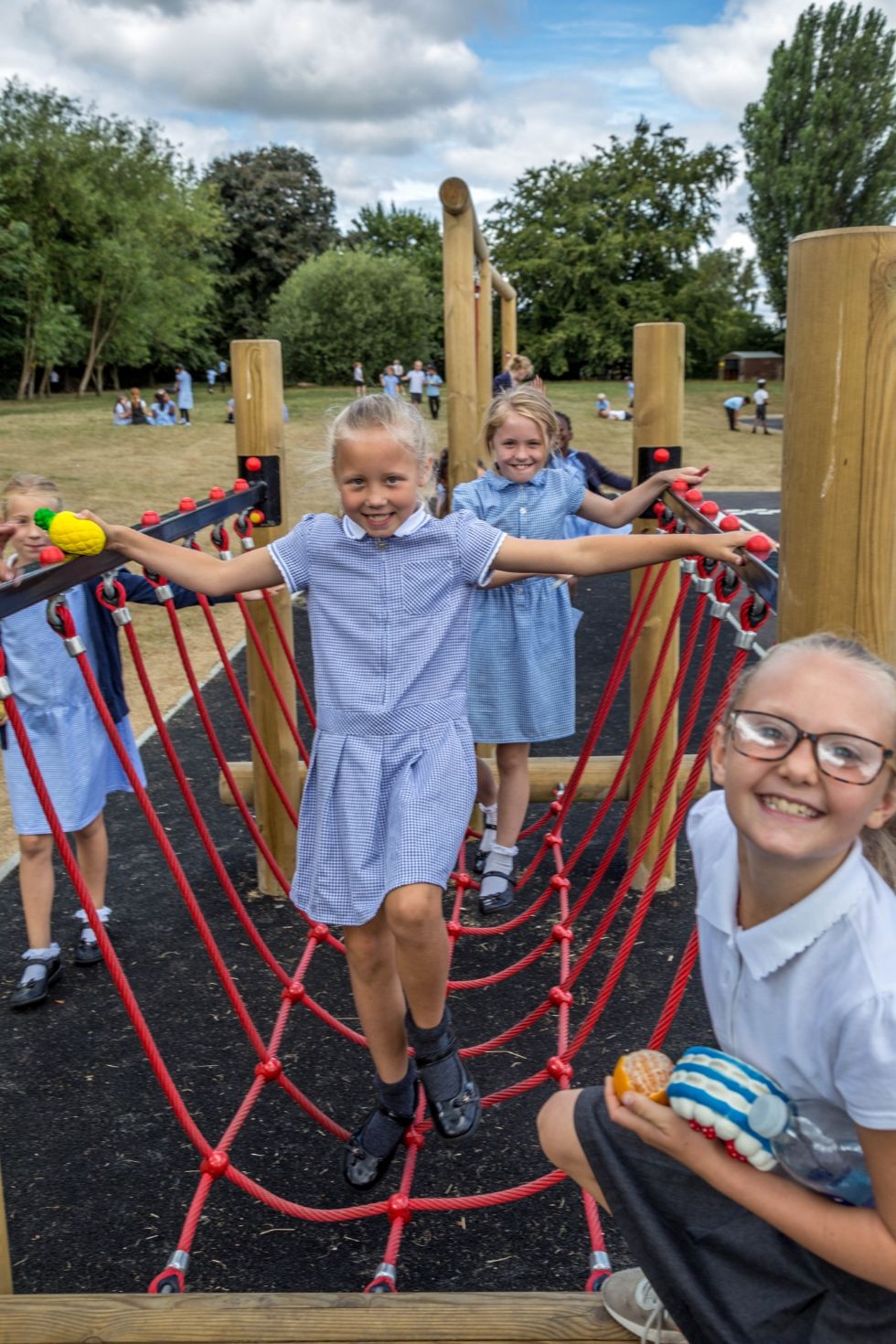 Three Bridges Primary School - Home